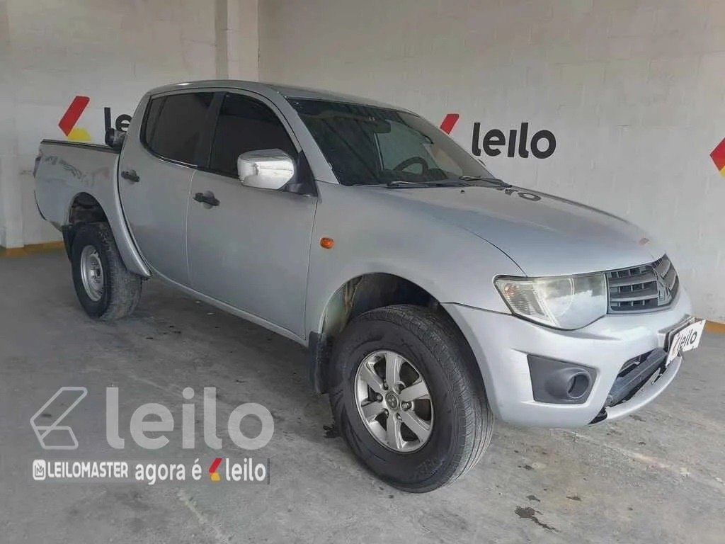 MITSUBISHI L200 TRITON GLX D CABINE DUPLA ANO 2017