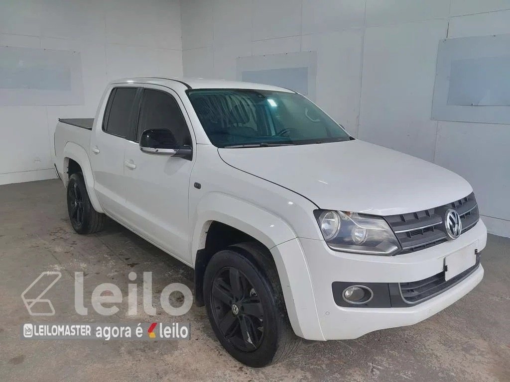 VOLKSWAGEN AMAROK CABINE DUPLA HIGHLINE ANO 2013