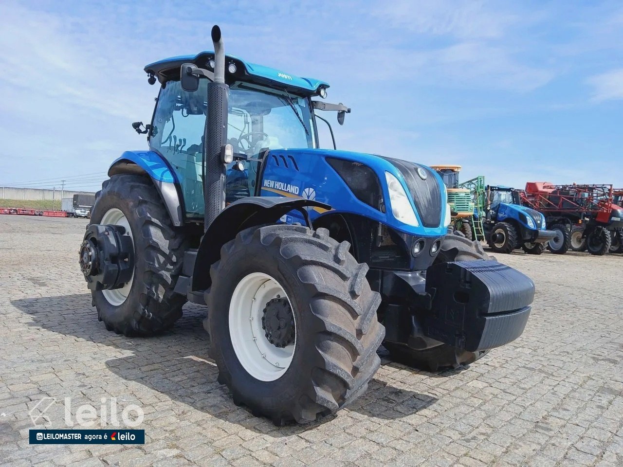TRATOR - NEW HOLLAND T7.245 ANO 2022