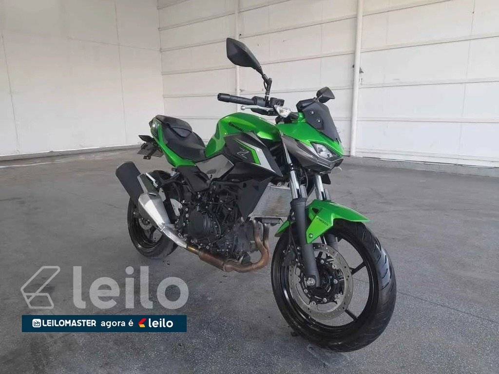 KAWASAKI Z500 ANO 2025