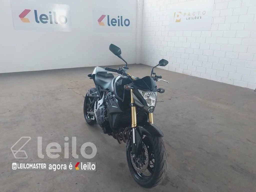 HONDA CB 1000R ANO 2015